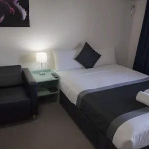 *** Motel Chermside Court Australia