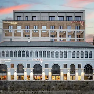 **** Hotel Moxy Ireland