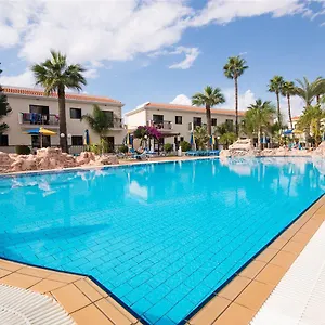 *** Aparthotel Loutsiana Deluxe Apts Cyprus